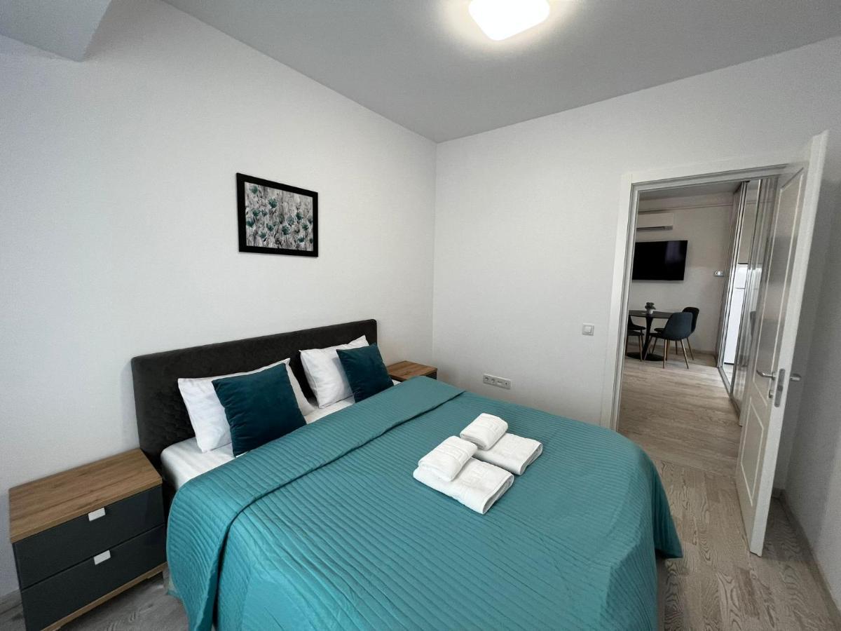 Cozy Apartments - City Center Iasi Ngoại thất bức ảnh