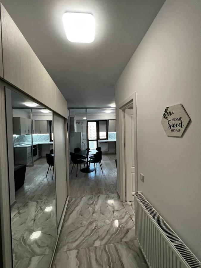 Cozy Apartments - City Center Iasi Ngoại thất bức ảnh