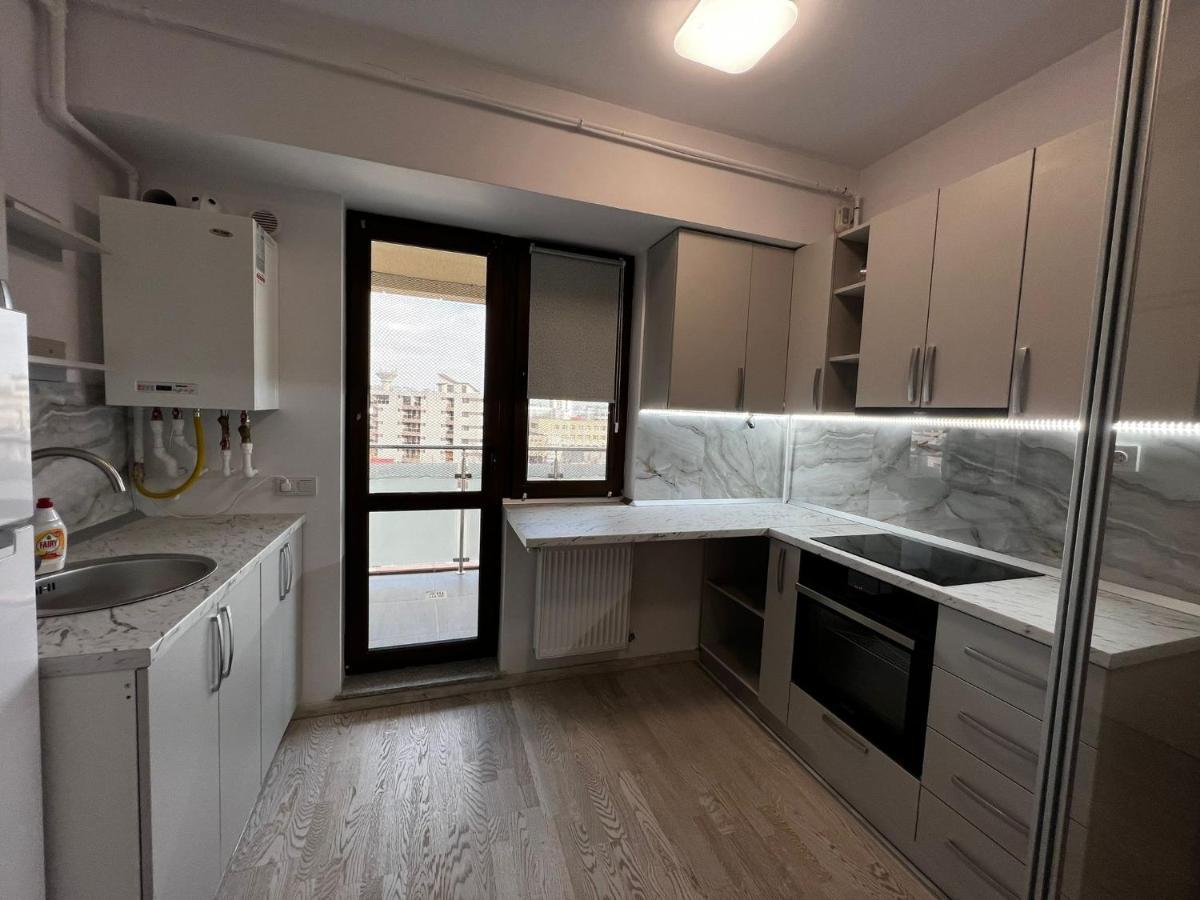 Cozy Apartments - City Center Iasi Ngoại thất bức ảnh