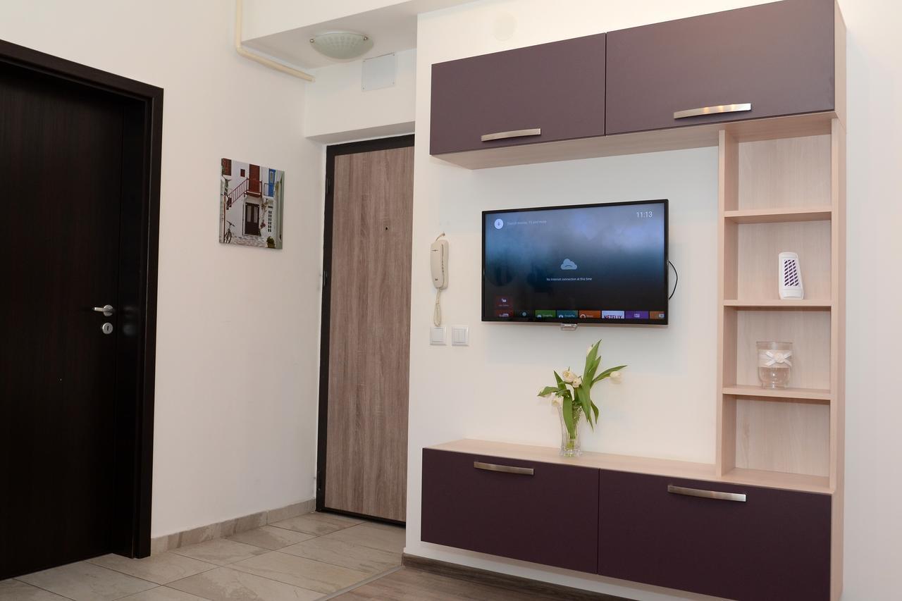 Cozy Apartments - City Center Iasi Ngoại thất bức ảnh