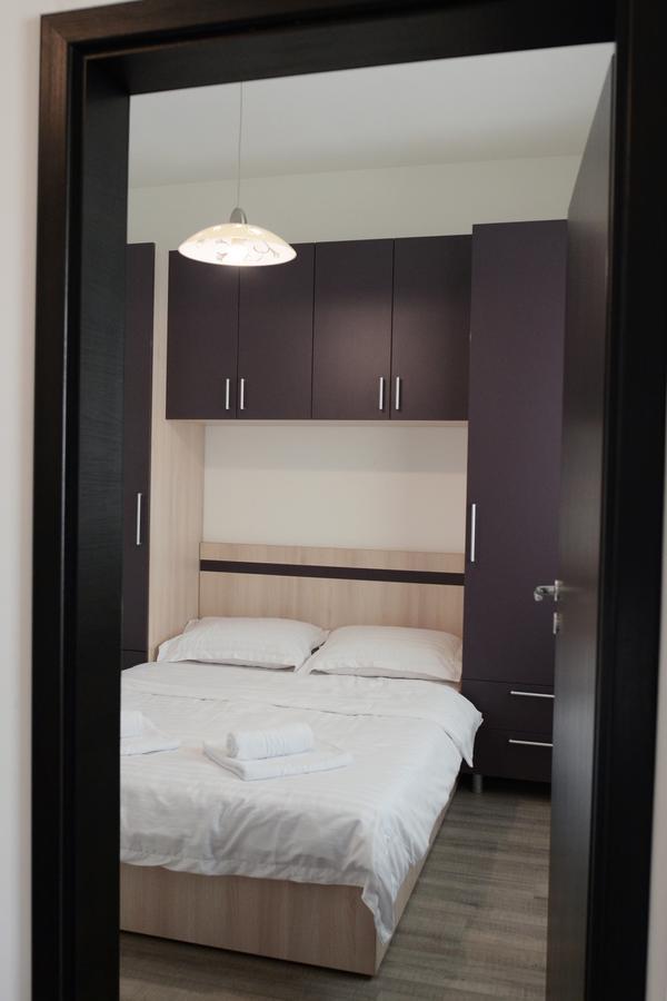 Cozy Apartments - City Center Iasi Ngoại thất bức ảnh