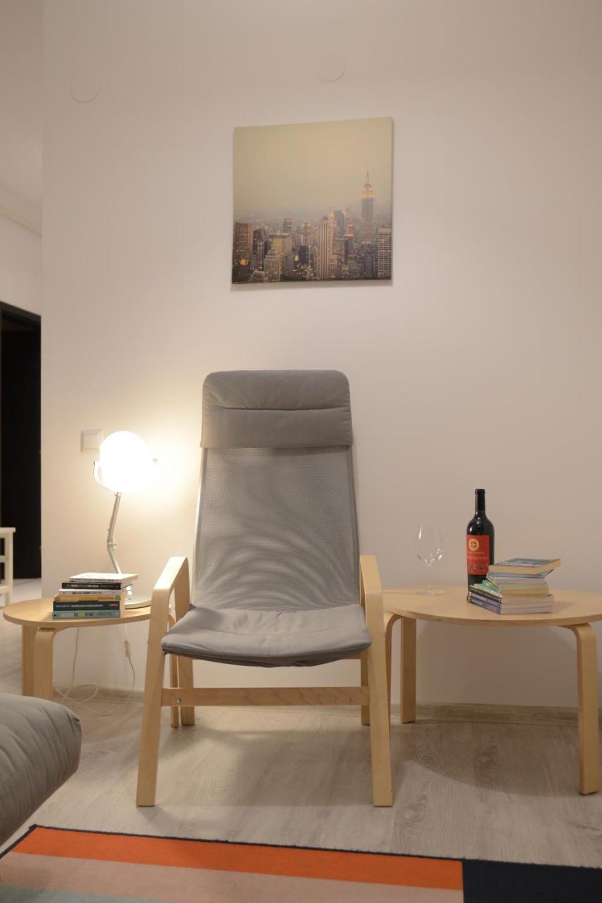 Cozy Apartments - City Center Iasi Ngoại thất bức ảnh